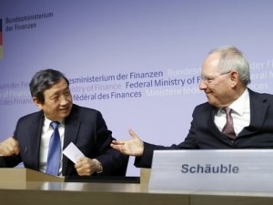 EIR: Mens europæerne tilslutter sig AIIB: <br>Kina spørger Washington: Hvad venter I på?