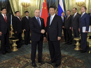 RUSLAND UPDATE:  Aldrig mere fascisme! <br>Putin og Xi Jinping taler offentligt på møde i Moskva