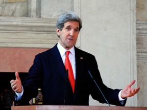 USA: Udenrigsminister Kerry ønsker direkte diskussioner <br>mellem det amerikanske og russiske militær om Syrien