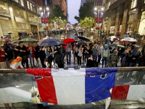 Rædsel har slået Paris: »At overvinde frygten« <br>af Jacques Cheminade, leder af Solidarité et Progrès <br>(LaRouche-bevægelsen i Frankrig)