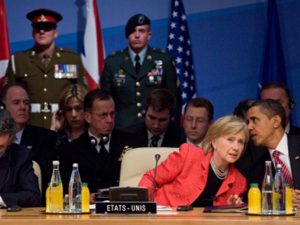 Lyndon LaRouche: At tolerere Obama og Hillary bringer blodsudgydelse og krig