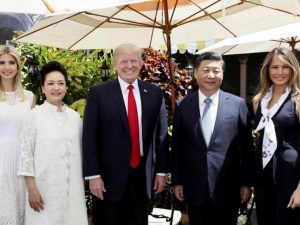 Kupmagerne i vanvittig aktivitet for at sabotere Trumps rejse til Asien
