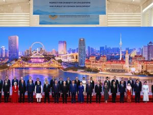 Fremtiden tager form i Østen: <br>Shanghai Samarbejdsorganisationen mødes i Tianjin, Kina